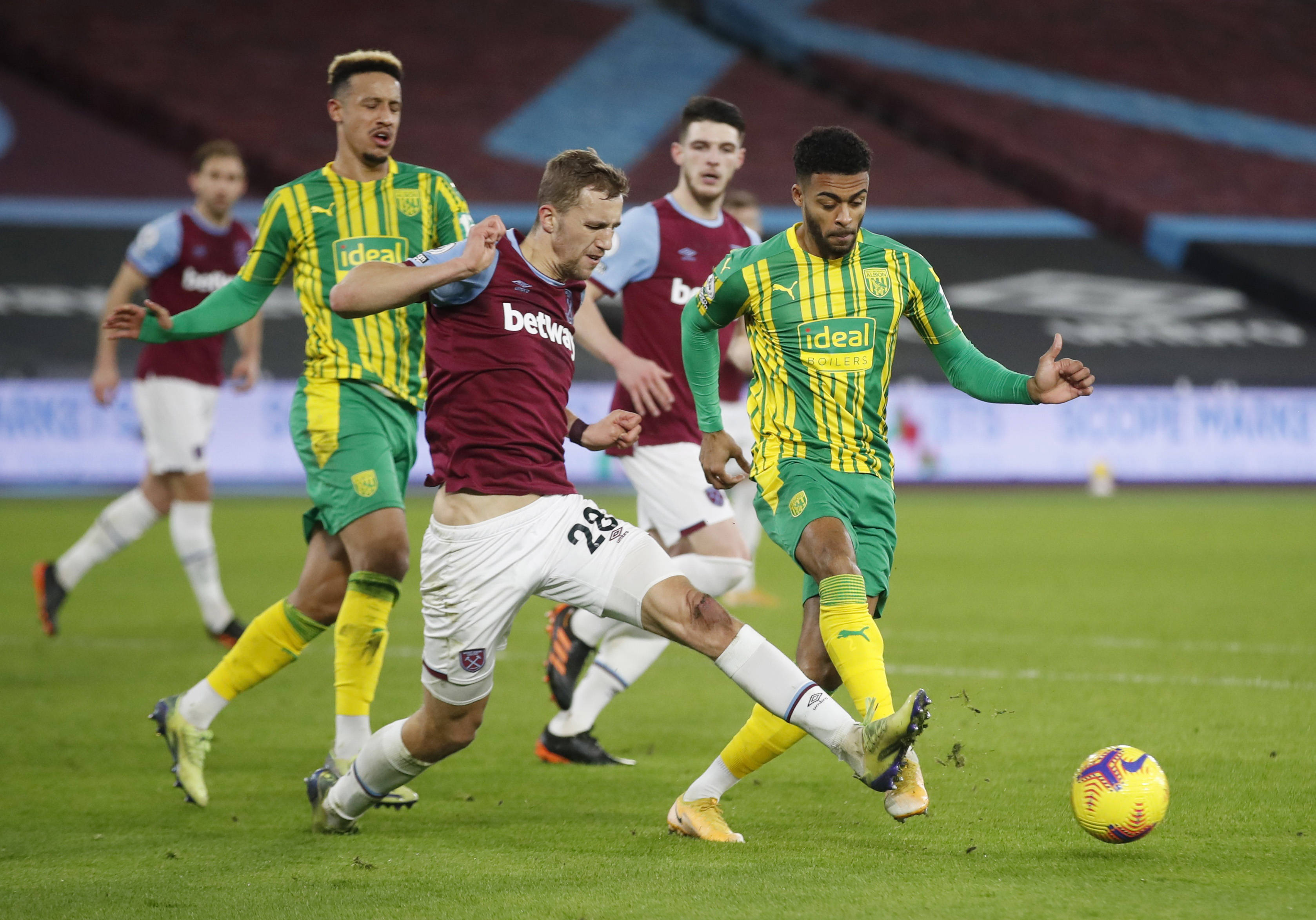 还引发了内 还引发了内